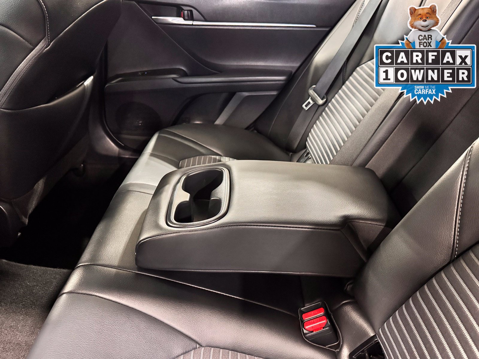 Used 2024 Toyota Camry SE FWD image 39