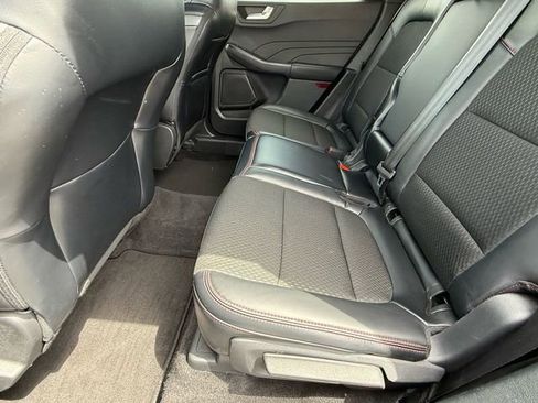 Used 2025 Ford Escape ST-Line FWD image 9