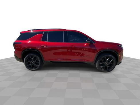 Used 2024 Chevrolet Traverse RS AWD/4WD image 3