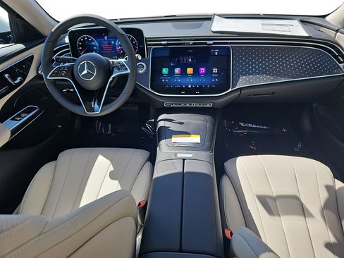 New 2026 Mercedes-Benz E 350 4MATIC Sedan image 9