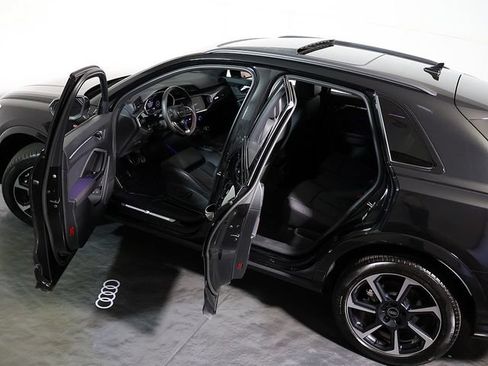 Used 2025 Audi Q3 2.0T Premium Plus w/ Premium Plus Package AWD/4WD image 5