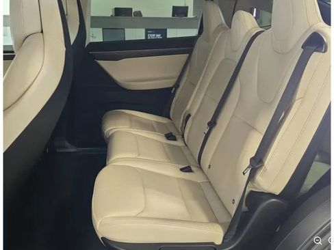 Used 2018 Tesla Model X P100D image 8