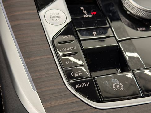 New 2026 BMW X7 xDrive40i image 24