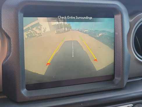 Used 2022 Jeep Wrangler Unlimited Sport image 29