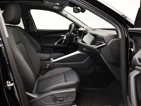 Used 2025 Audi Q5 Premium Plus w/ Premium Plus image 47