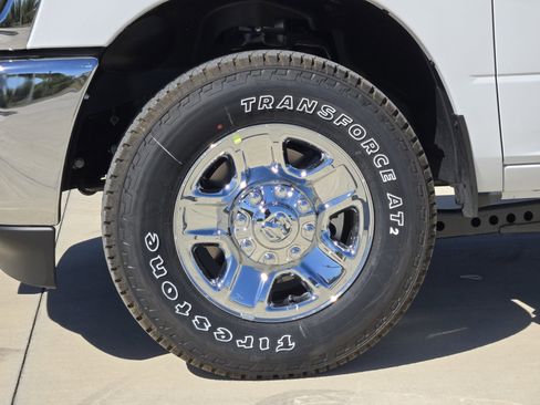 New 2026 RAM 2500 Tradesman w/ Chrome Appearance Group image 10