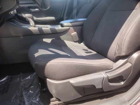 Used 2024 Nissan Sentra SV FWD image 13