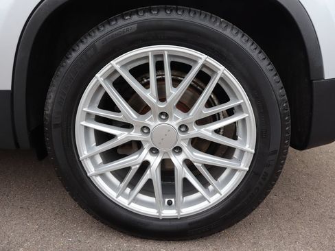 Used 2014 Volkswagen Tiguan SEL AWD/4WD image 43