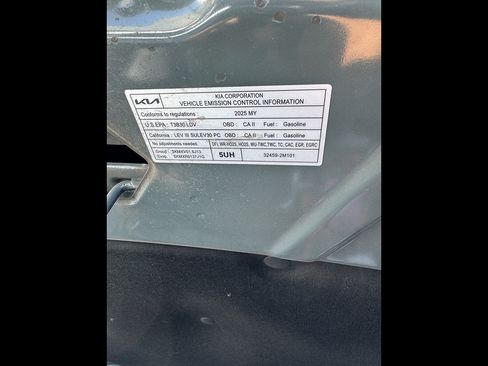 Used 2025 Kia Sorento EX FWD image 6