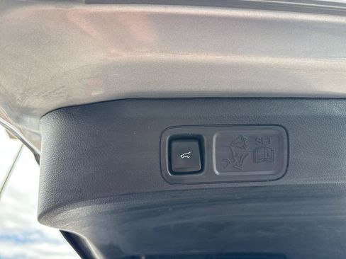 Used 2020 Ford Expedition Max Limited RWD image 10