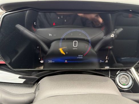 New 2026 Chevrolet Trax RS w/ Sunroof Package image 19