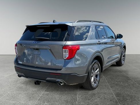 Used 2023 Ford Explorer XLT w/ Equipment Group 202A AWD/4WD image 6