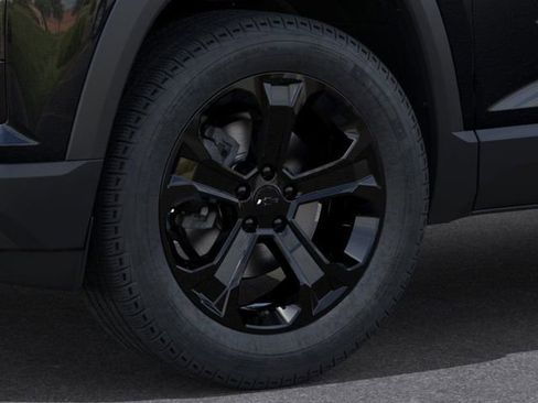 New 2026 Chevrolet Equinox LT image 9