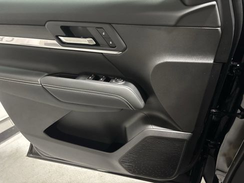 New 2026 GMC Terrain Elevation w/ LPO, Floor Liner Package image 11