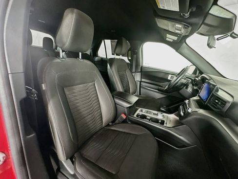 Used 2020 Ford Explorer XLT w/ Class III Trailer Tow Package AWD/4WD image 27