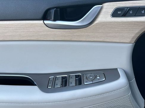 Used 2024 Hyundai Palisade Limited image 8