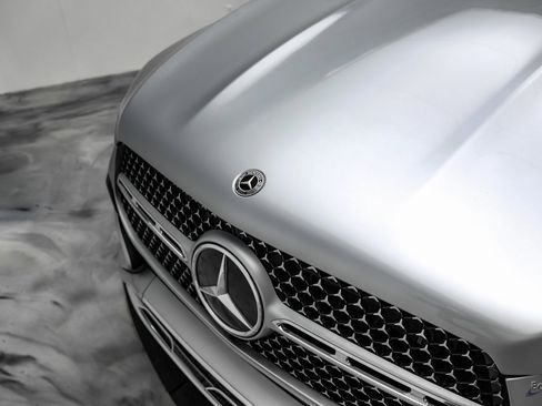 Used 2024 Mercedes-Benz GLE 450 4MATIC image 28