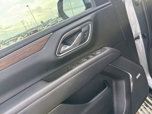 Used 2023 Chevrolet Tahoe High Country image 12