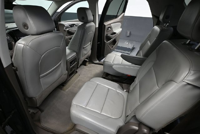 Used 2018 Chevrolet Traverse LT AWD/4WD image 29