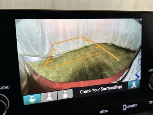 Used 2025 Honda CR-V EX image 19