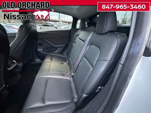 Used 2020 Tesla Model Y Long Range image 13