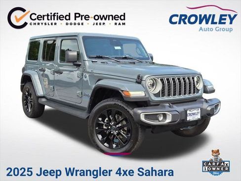Certified 2025 Jeep Wrangler Unlimited Sahara AWD/4WD image 1