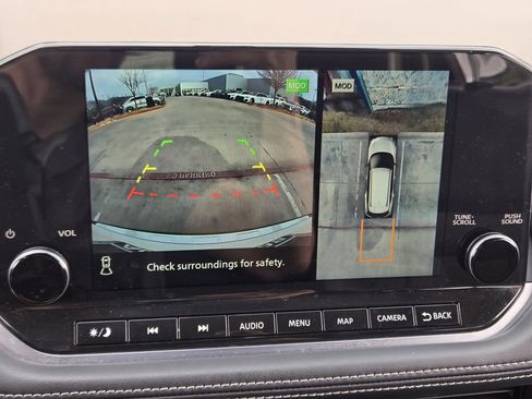 Used 2023 Nissan Rogue Platinum image 22