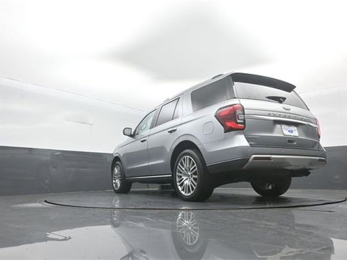 Certified 2022 Ford Expedition Limited image 26