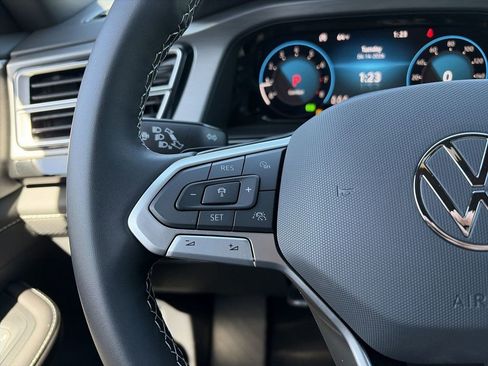New 2026 Volkswagen Atlas Cross Sport SE image 19