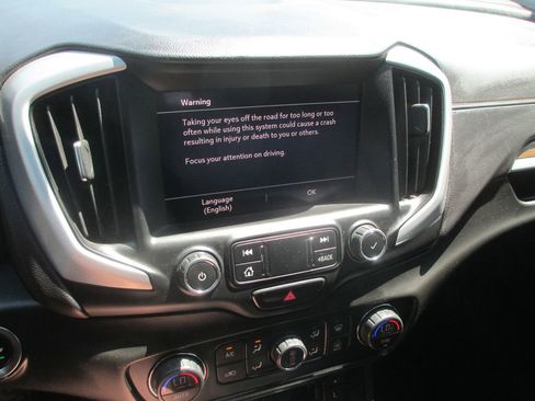 Used 2020 GMC Terrain SLE w/ Driver Convenience Package FWD image 25