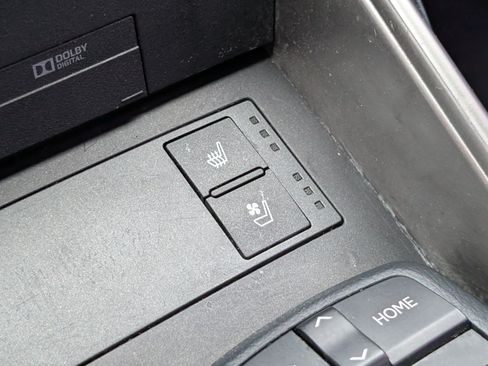 Used 2016 Lexus IS 350 w/ Navigation System Package RWD image 19