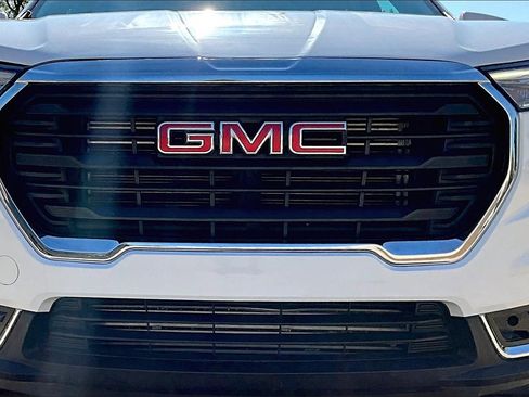 Used 2022 GMC Terrain SLE image 28