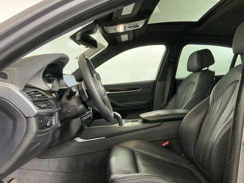 Used 2019 BMW X6 sDrive35i w/ M Sport Package image 23