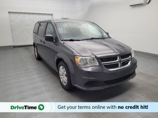 Used 2019 Dodge Grand Caravan SE image 1