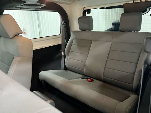 Used 2008 Jeep Wrangler Sahara w/ Dual Top Group image 20