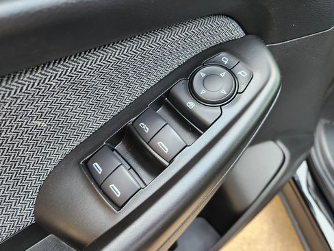 Used 2025 Chevrolet TrailBlazer LT FWD image 25