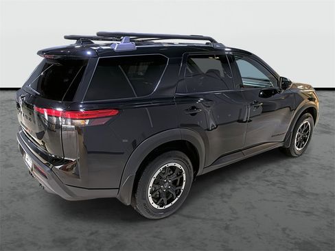 Used 2023 Nissan Pathfinder Rock Creek image 4
