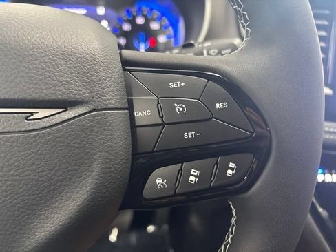 New 2027 Chrysler Pacifica Limited AWD/4WD image 33