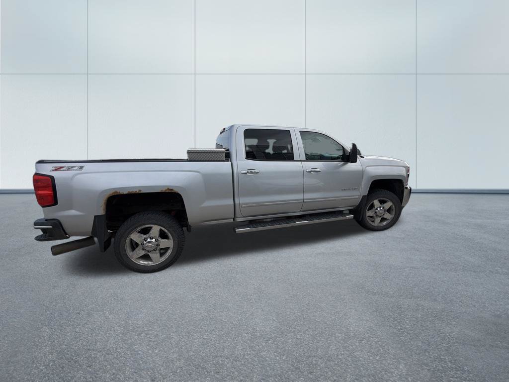 Used 2015 Chevrolet Silverado 2500 LTZ w/ Duramax Plus Package AWD/4WD image 10