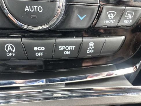 Used 2020 Jeep Grand Cherokee Altitude AWD/4WD image 21