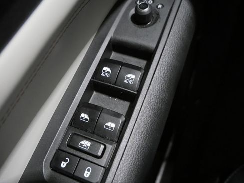 Used 2024 Jeep Compass Limited AWD/4WD image 13