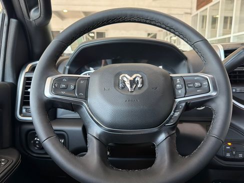New 2026 RAM 2500 Big Horn AWD/4WD image 21