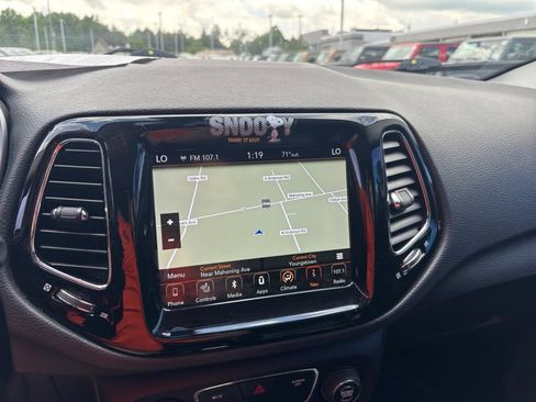 Used 2019 Jeep Compass Limited AWD/4WD image 19
