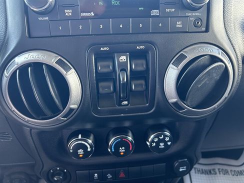Used 2016 Jeep Wrangler Unlimited Sport w/ Quick Order Package 24S AWD/4WD image 11