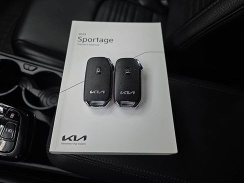 Used 2023 Kia Sportage SX AWD/4WD image 43