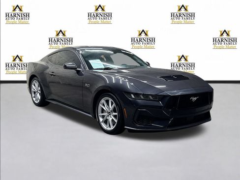 Used 2024 Ford Mustang GT Premium RWD image 3