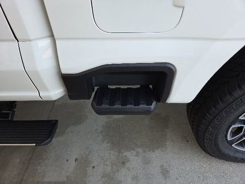Used 2023 Ford F350 Platinum AWD/4WD image 60