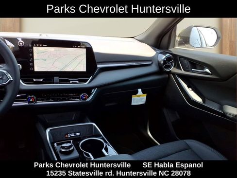 New 2026 Chevrolet Equinox LT w/ Convenience Package II FWD image 22