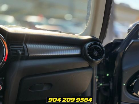 Used 2017 MINI Cooper S FWD image 25