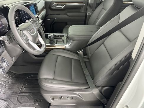 New 2025 GMC Sierra 1500 Elevation w/ Elevation Premium Package image 7